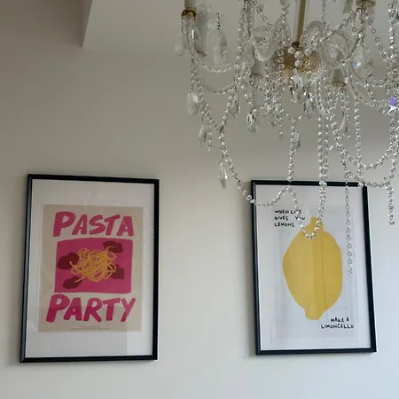 Pasta Party Apartment, Free Parking, Fully Equipped Апартаменты