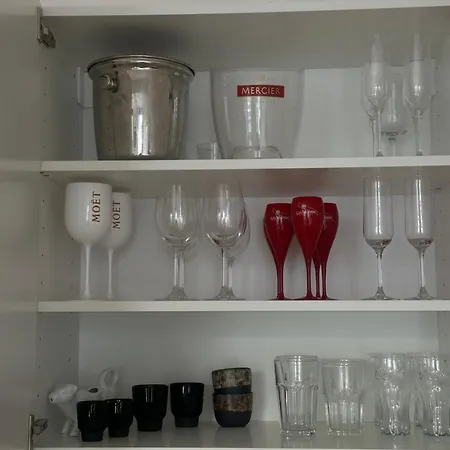 Pasta Party Apartment, Free Parking, Fully Equipped Апартаменты