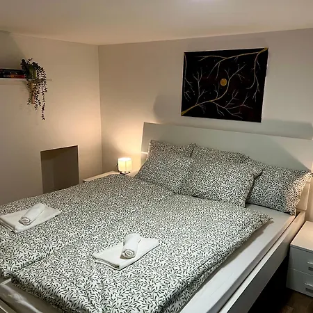 Opletalova 1min From Wenceslas Square Apartmán