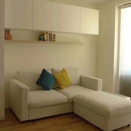 Apartment Charming Small And Private Garden *