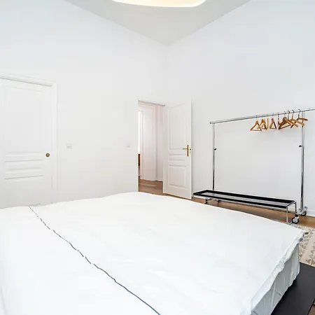 Designer Two-bedroom With Terrace Apartment