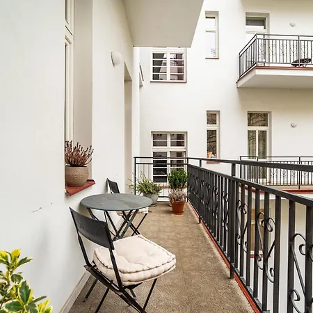 Designer Two-bedroom With Terrace Prague