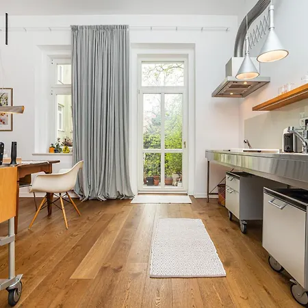 Apartment Designer Two-bedroom With Terrace Prague
