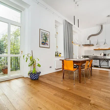 Apartment Designer Two-bedroom With Terrace