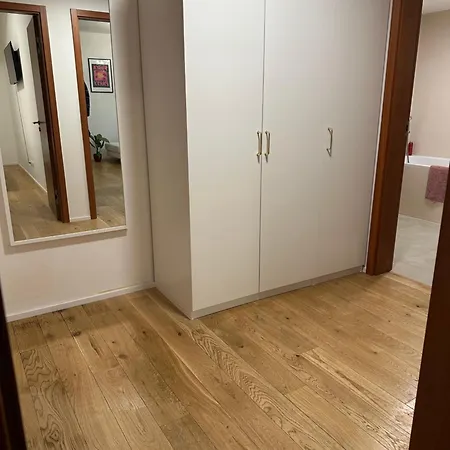 Pasta Party Apartment, Free Parking, Fully Equipped Прага