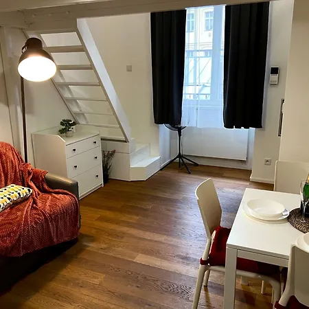 Opletalova 1min From Wenceslas Square Apartmán *