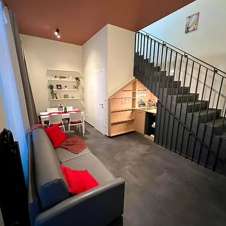 Opletalova 1min From Wenceslas Square Praha