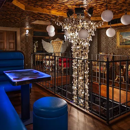 Hotel U Zlatého Stromu 4*