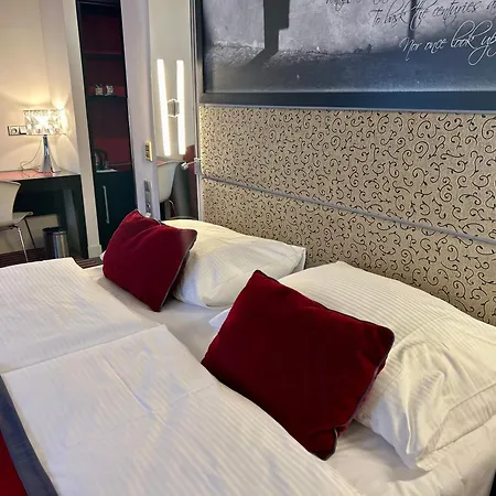 Red&blue Design Hotel Praga