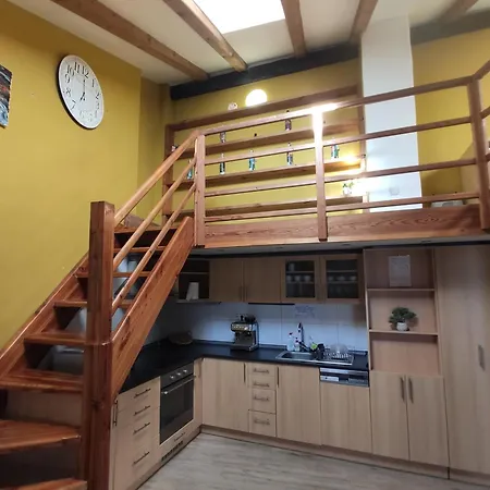 Apartment Cozygem Apt 2 Mins Walk Charles Bridge