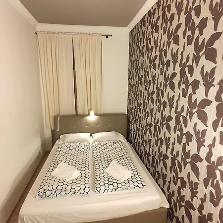 Apartment Cozygem Apt 2 Mins Walk Charles Bridge Prague