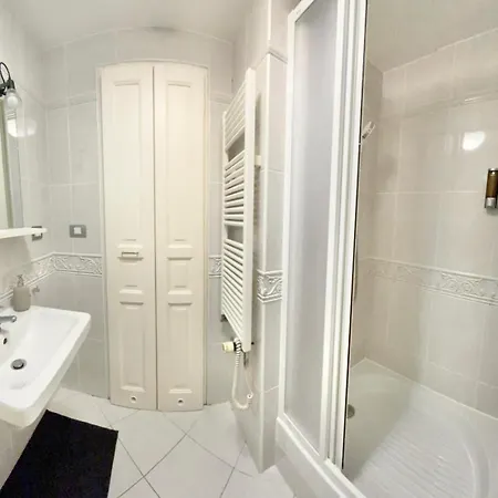 Apartment Miru Loft Prague