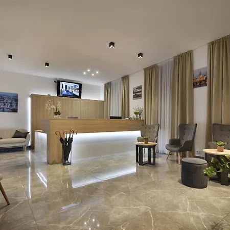 Season Otel 4*