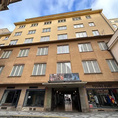 Castle View Apartments. Old Town *