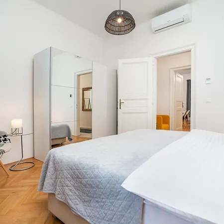 Apartmán Cute With The Terrace And Ac