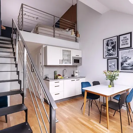 Apartment Turnkey I Charles Square
