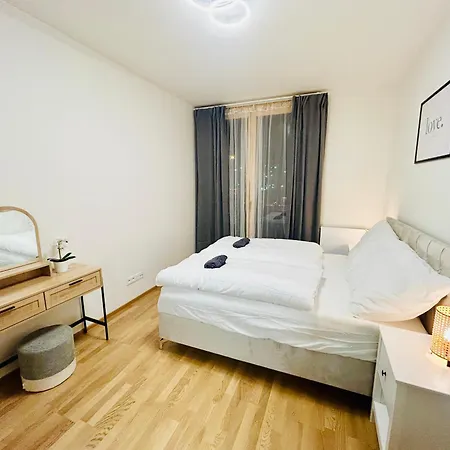 New Luxury At Andel Metro Station Apartment