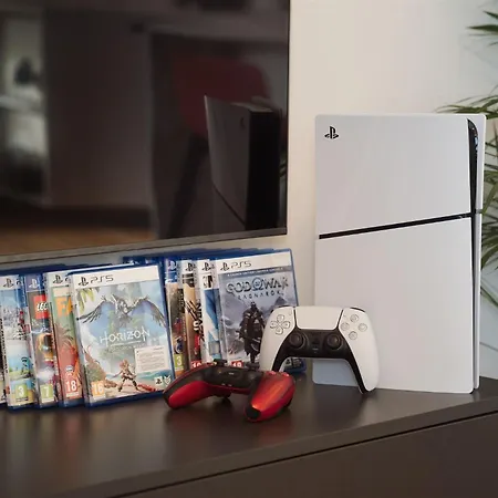 Apartment Luxury Sunny - Garage Parking, Metro, Balcony, Ps5 With Games