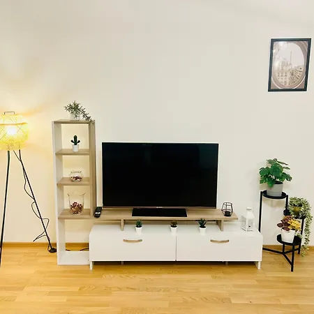New Luxury At Andel Metro Station Apartment