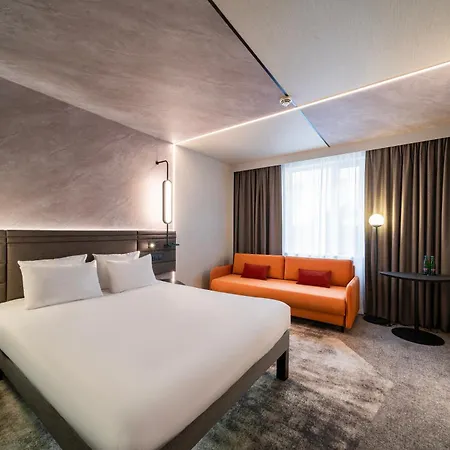 نوفوتيل وينسيسلاس سكوير 4* براغ