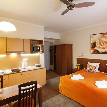 Apartmanhotel Anyday 3*