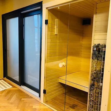 Wenceslas Square 150 M2 * Praha
