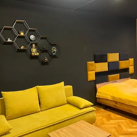 Wenceslas Square 150 M2 Apartment