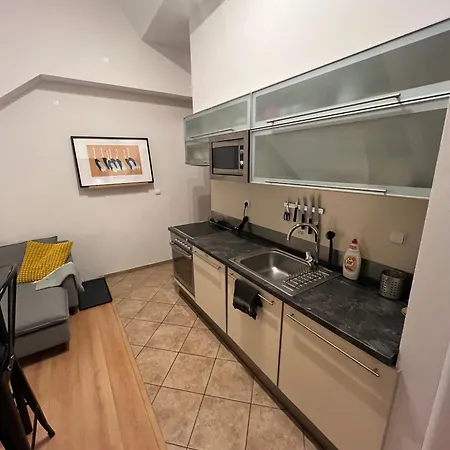 Appartement Central, Cozy & Stylish With Views