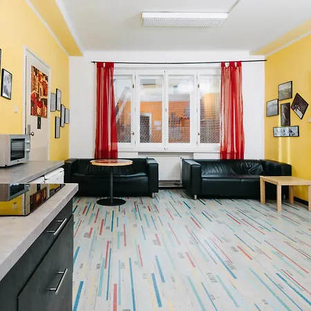 Benedikt Center Hostal