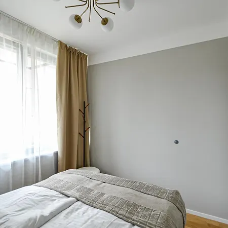 Apartment Japanese Design 3bdr In A Vibrant Area Prague