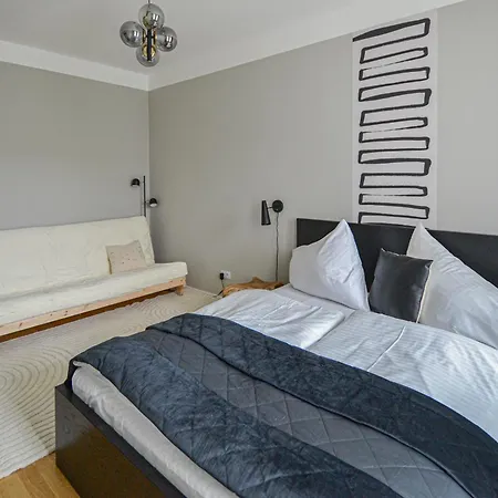 Apartment Japanese Design 3bdr In A Vibrant Area Prague