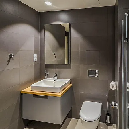 Apartment Japanese Design 3bdr In A Vibrant Area