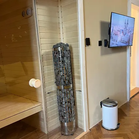 Wenceslas Square 150 M2 Apartment