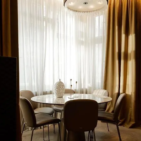 Apartment Old Town Luxury 3bd
