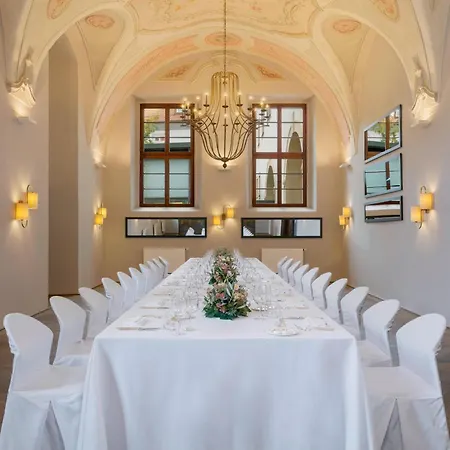 Augustine, A Luxury Collection Hotel, 5*