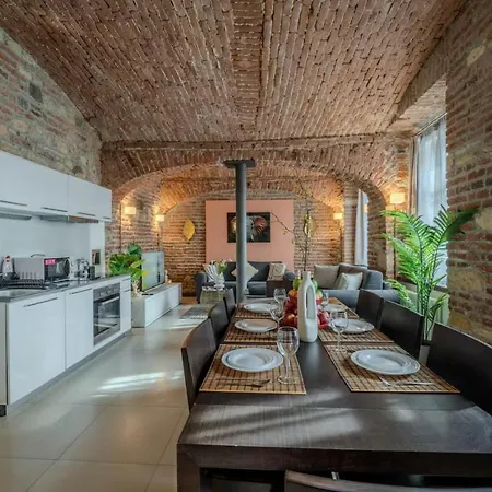 Spacious Centro Apartment *
