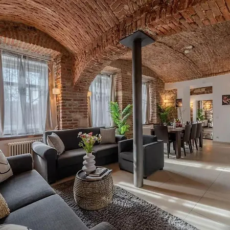 Spacious Centro Apartment Prague