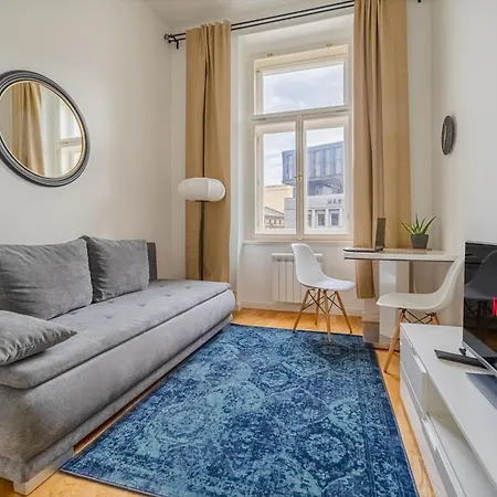 Millenium Palace By Rentez Apartment Prague