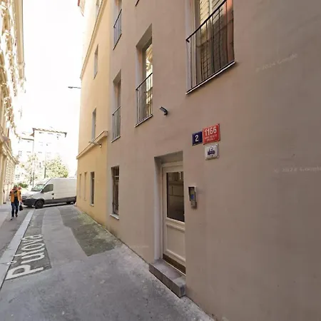 Apartment Florenc Charming *