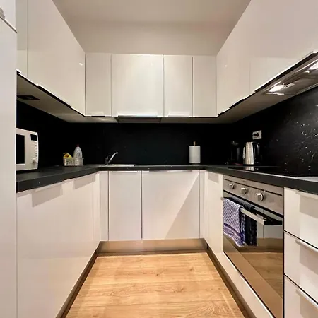 Apartment Riverside Palace *