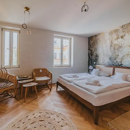 Bohemian Experience Aparthotel
