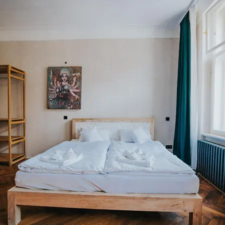 Bohemian Experience * Prague