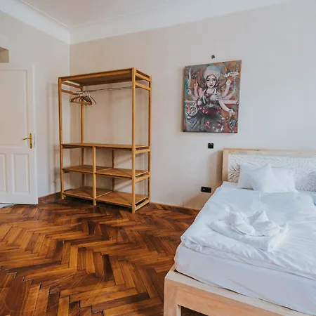 Bohemian Experience Aparthotel *