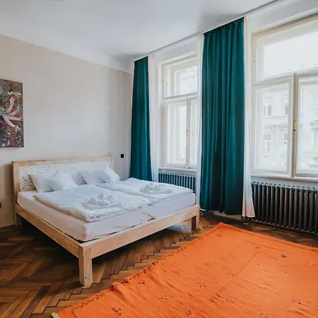 Appart hôtel Bohemian Experience *