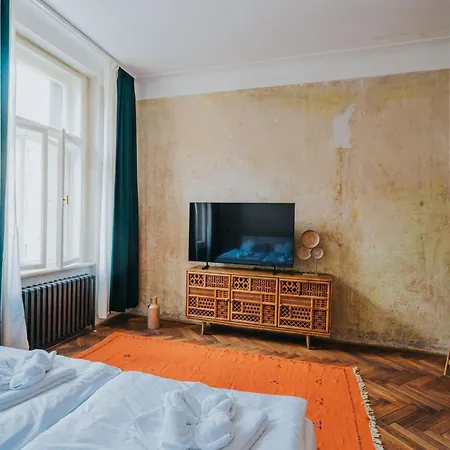 Bohemian Experience Aparthotel *