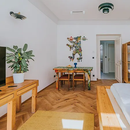 Aparthotel Bohemian Experience *