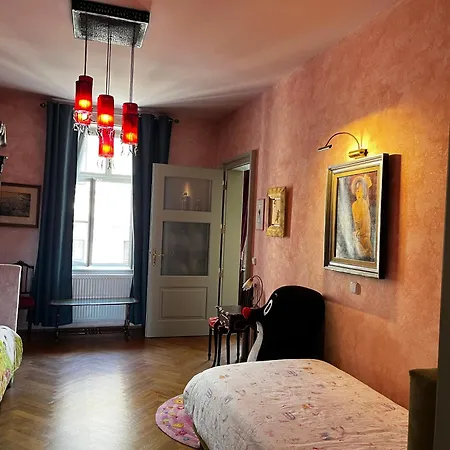 Le Papillon De Boheme Apartment *