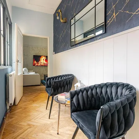 Apartment Place Of Grace - 3 Minutes From The Museum And Old Town *
