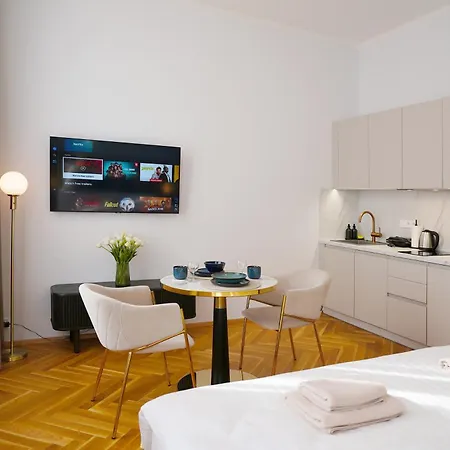 Luxemi I Center Premium Prague