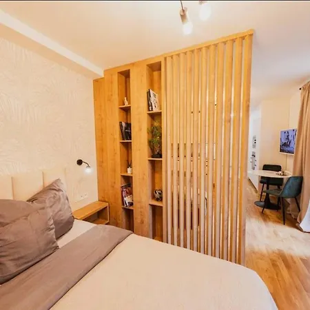 Stylish In The Center Apartment Prague